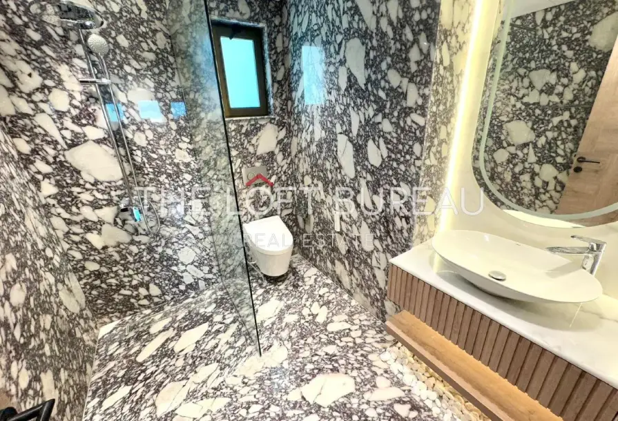 Giardino Gardens | Luxury 5BR Villa with Private Pool-11