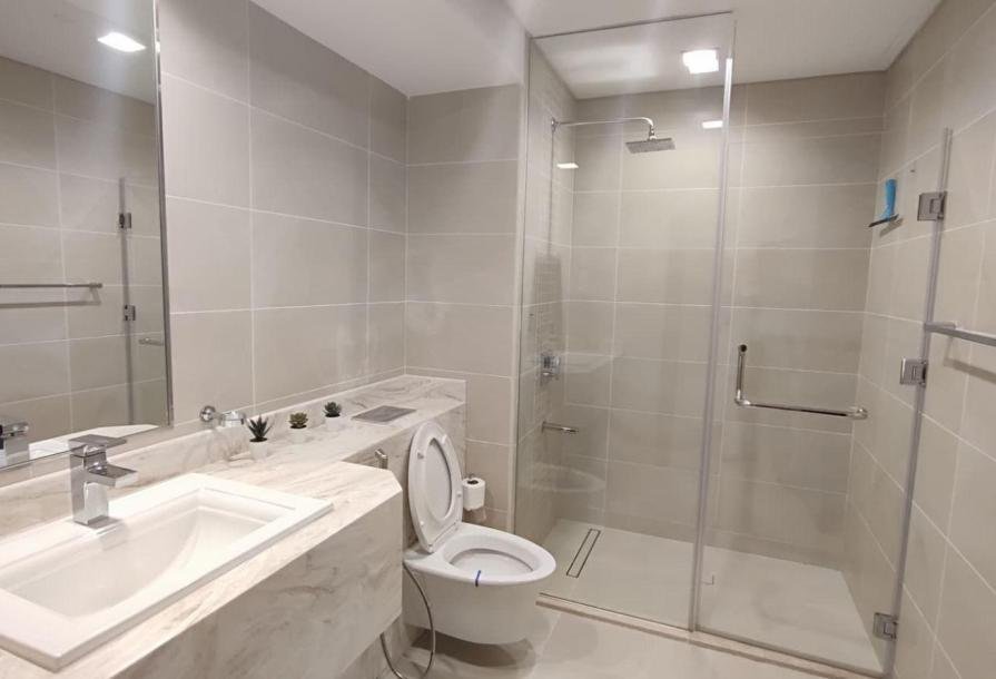 Darvesta | Spacious Studio Apartment – Viva Bahriya, The Pearl-10