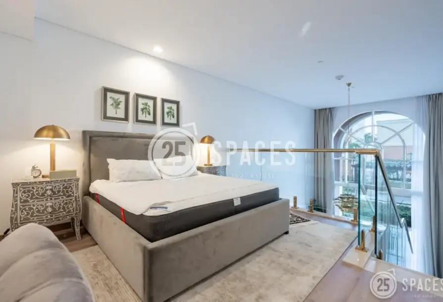 One-Bedroom Loft | Balcony with Garden View-5