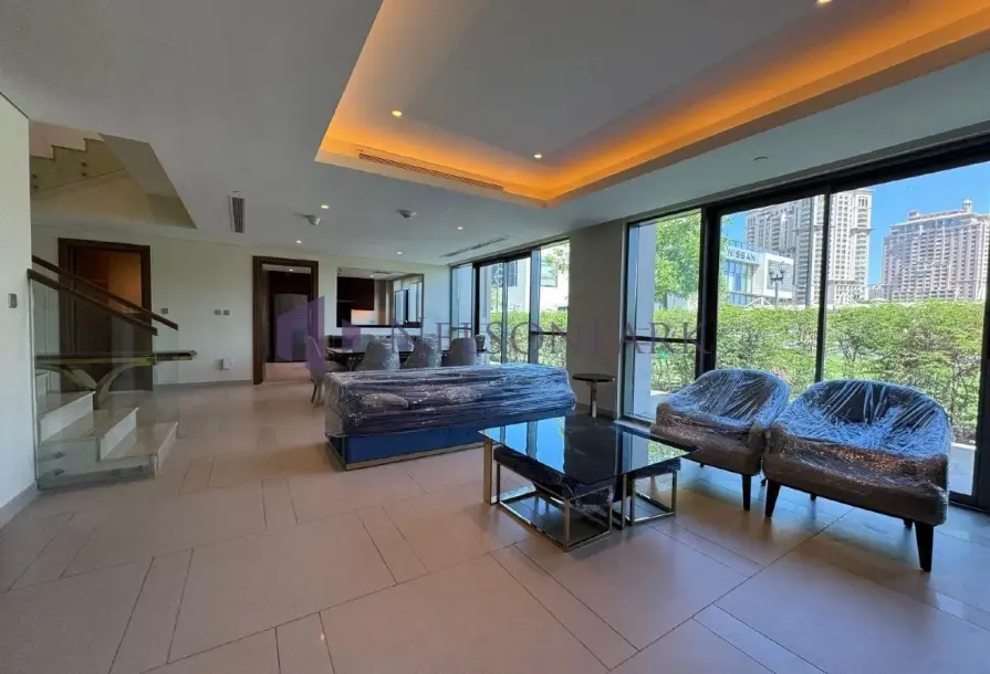 Abraj Bay | Furnished 2BR Duplex – Bills Included-1