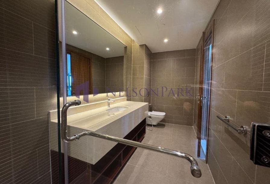 Abraj Bay | Furnished 2BR Duplex – Bills Included-13