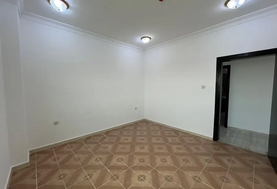 Spacious 3BR Duplex Apartment | Rooftop Access | Al Wakrah-2