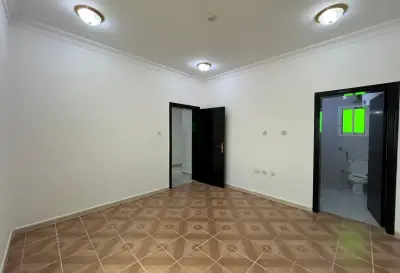 Spacious 3BR Duplex Apartment | Rooftop Access | Al Wakrah