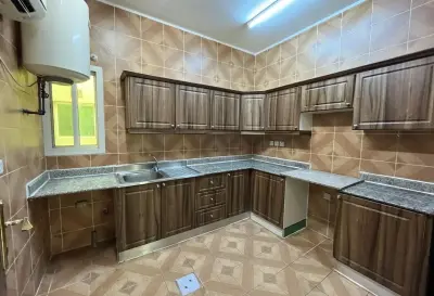 Spacious 3BR Duplex Apartment | Rooftop Access | Al Wakrah