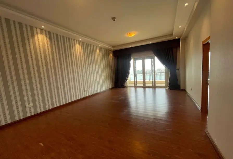 Luxury 1BR Chalet | Direct Sea View | Viva Bahriya-3