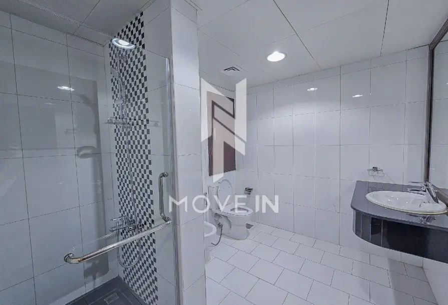 Darvesta | Furnished 2BR Marina View – Porto Arabia-11