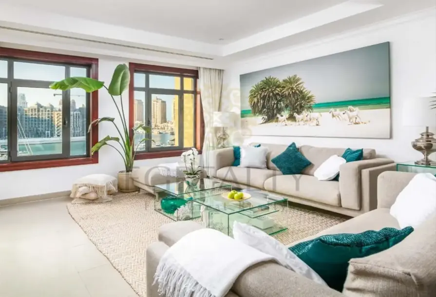 Extravagant 1BR Townhouse | Porto Arabia-3