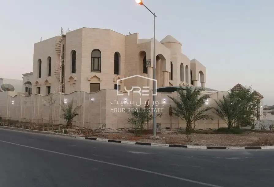 Darvesta | 7BR Corner Villa – Umm Salal Ali-1