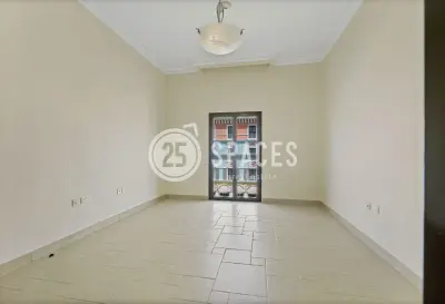 Darvesta | Modern 1BR Apartment – Piazza View-3