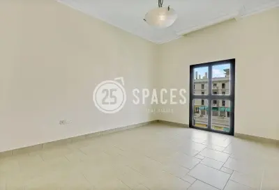 Darvesta | Modern 1BR Apartment – Piazza View-4