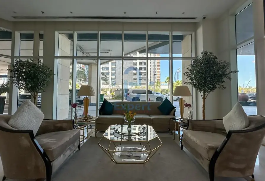 1BHK Apartment for Sale – Balcony & Title Deed-0