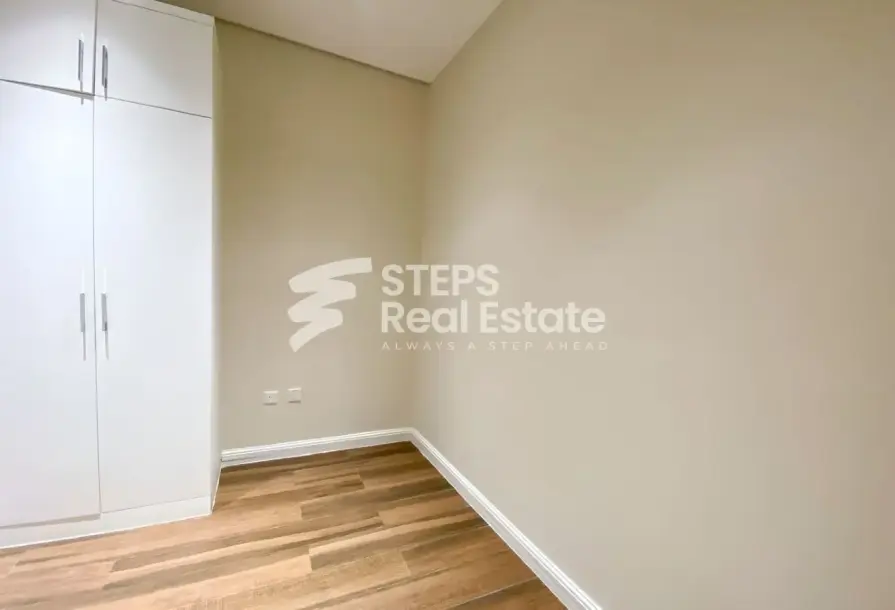 2BR Luxury Apartment | Floresta Gardens-5