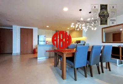 Beachfront Townhouse | Viva Bahriya