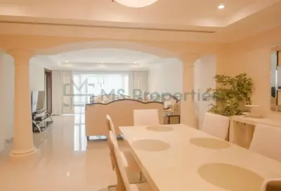 Elegant 2BR Townhouse with Spacious Balcony | Porto Arabia