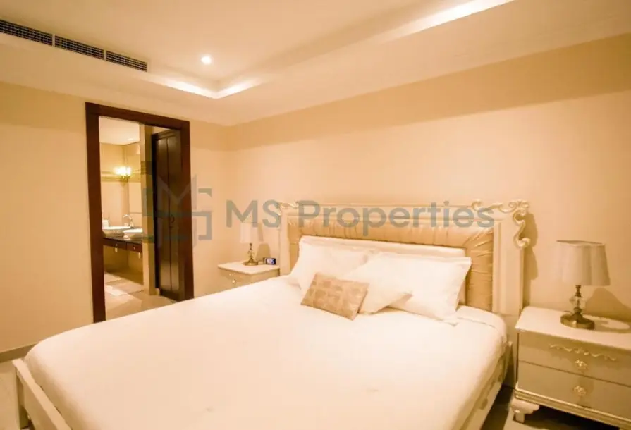 Elegant 2BR Townhouse with Spacious Balcony | Porto Arabia-7