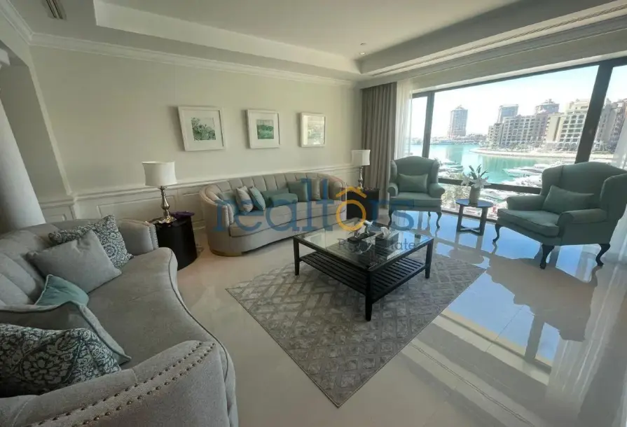 Pearl Vista | Luxury 2BR Waterfront Townhouse-1