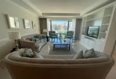 Pearl Vista | Luxury 2BR Waterfront Townhouse