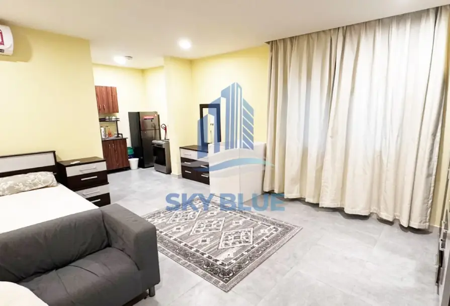 Spacious Penthouse Studio | Bills Included | Duhail-1