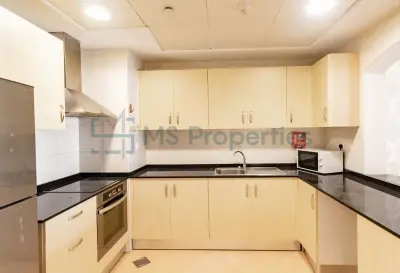 1BR + Office with Balcony | Porto Arabia – Darvesta