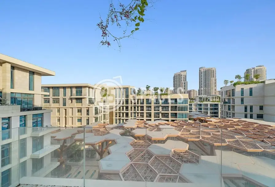 Darvesta Gewan Island | 1BR Crystal Walk View Residence-2