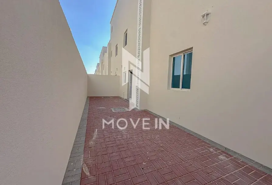 Brand-New 6BR Villa | Luxury Living | Al Kheesa-16