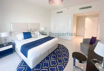 Darvesta | Cozy 2BR Sea-View Apartment