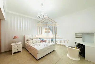 Luxury 3BR + Maid Apartment | Porto Arabia, The Pearl-5