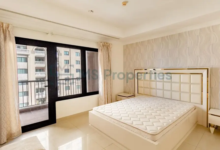 1BR + Office with Balcony | Porto Arabia – Darvesta-5