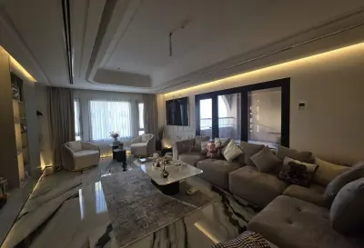 Darvesta Signature 2BR | Sea View | Tower 28