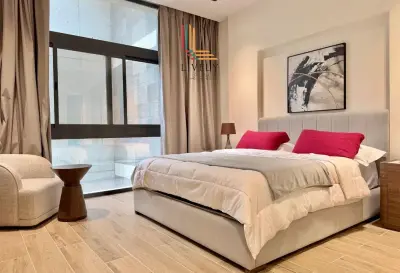 Modern 1-Bedroom with Balcony | Darvesta Residence-5
