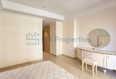 1BR + Office with Balcony | Porto Arabia – Darvesta