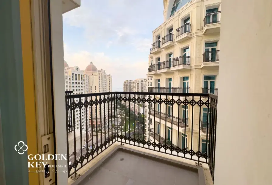 Modern 2BR+Maid Apartment | Floresta Gardens, The Pearl | Bills Included-9