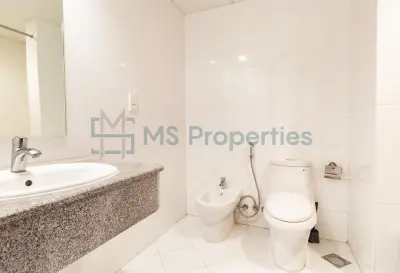 1BR + Office with Balcony | Porto Arabia – Darvesta